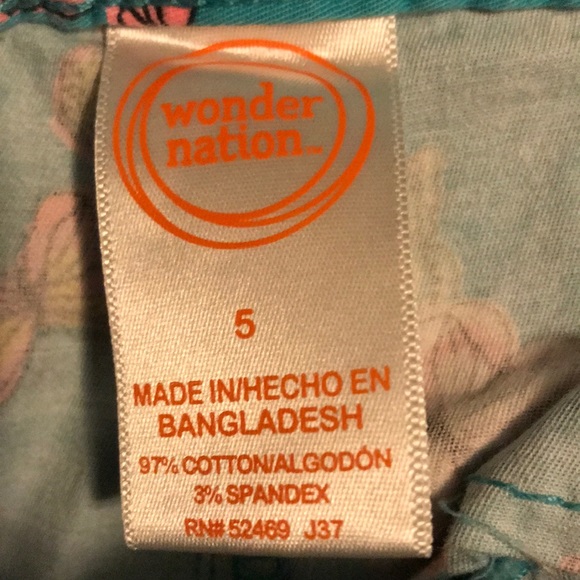 🙉Wonder Nation Green Bufferfly Shorts - Picture 2 of 2